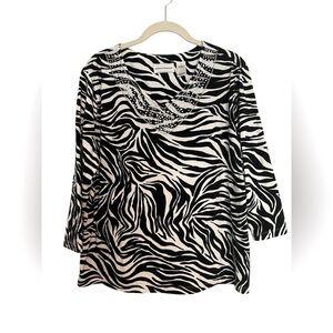 Alfred Dunner Ladies Blouse with black and white zebra stripes. Long sleeve
